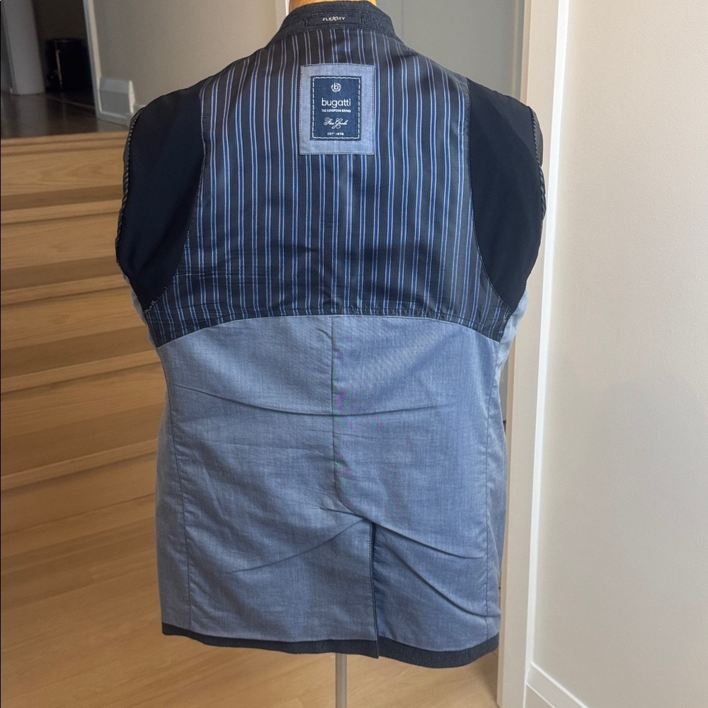 Bugatti Flexcity Blue Charcoal Blazer – Size 42R – Wool Blend Elbow Patch - Picture 11 of 11